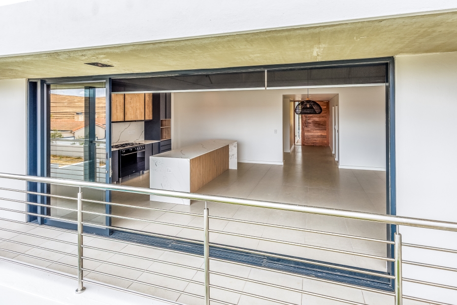 5 Bedroom Property for Sale in Mount Royal Golf Estate Western Cape